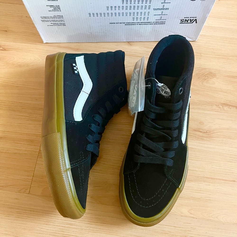 Vans Black White High-Top Skate Sneakers with Gum Sole - Picture 11 of 15